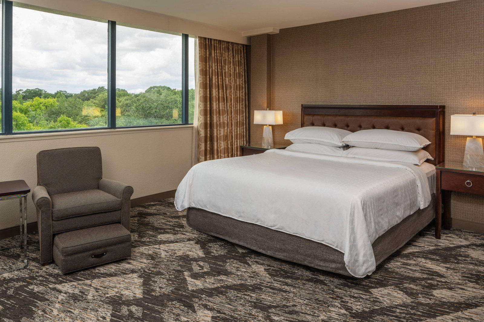 Sheraton Tampa Brandon Hotel - thumb 14