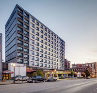 DoubleTree by Hilton Huntington - Accommodation New York