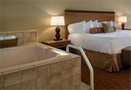 Hallmark Resort - thumb 10