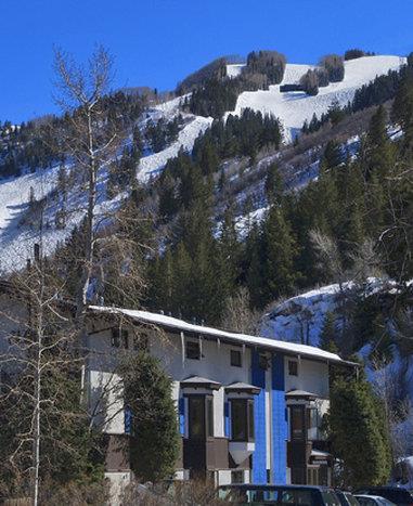 The St Moritz Lodge & Condominiums - thumb 0