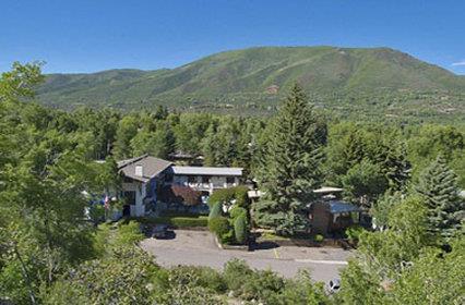 The St Moritz Lodge & Condominiums - thumb 2