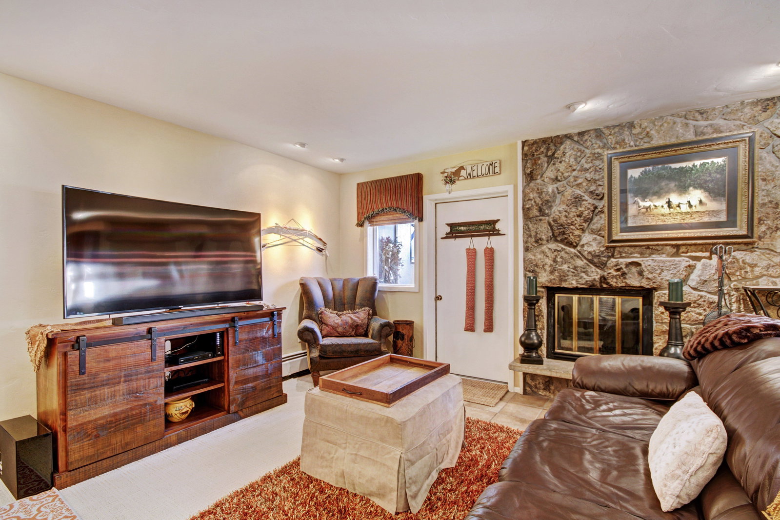 The Lodge At Vail - thumb 4
