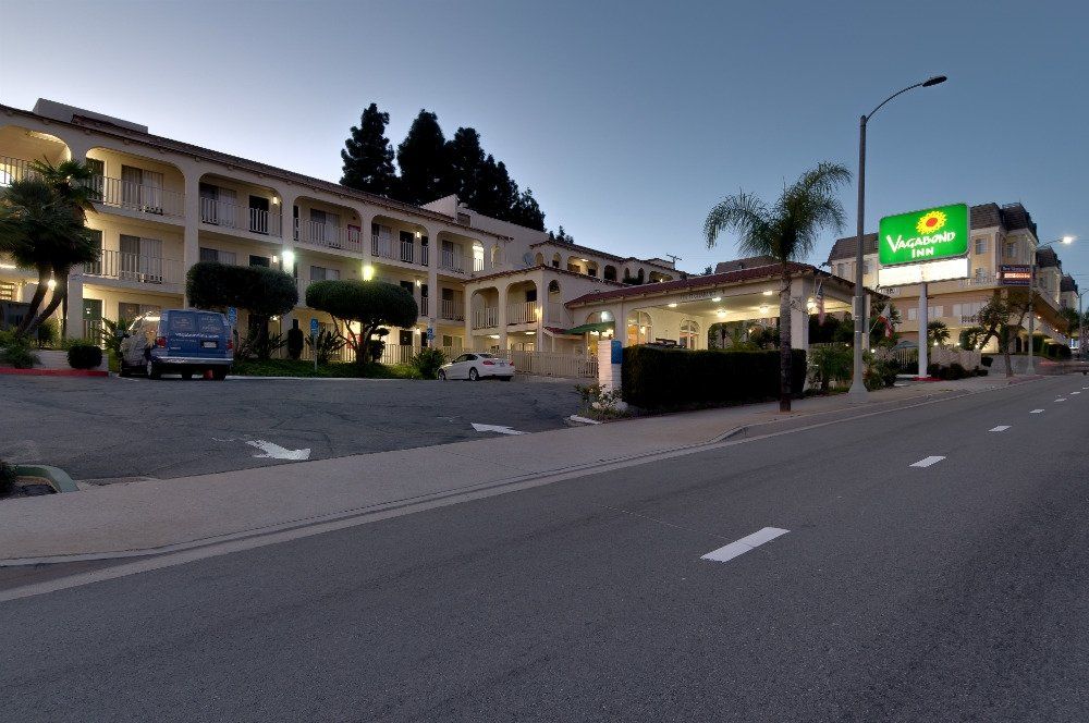 Vagabond Inn San Pedro - thumb 0