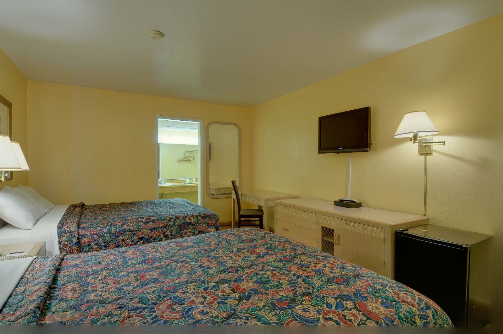 Vagabond Inn San Pedro - thumb 14