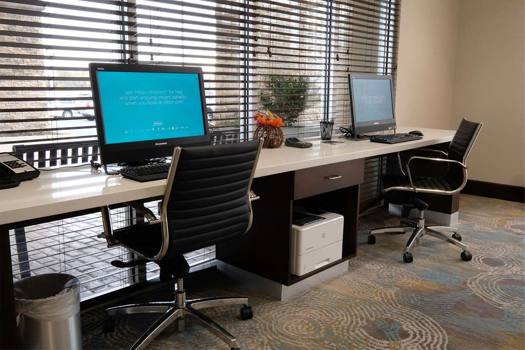 Hampton Inn Searcy - thumb 17