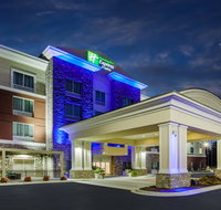 Holiday Inn Express  Suites - Accommodation New York