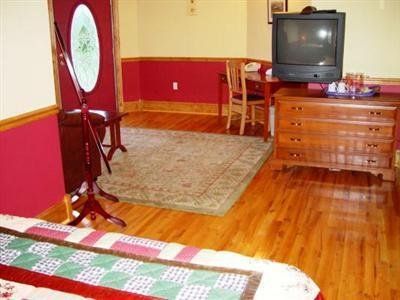 The Victorian Candle - thumb 5