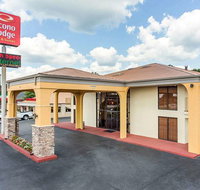 Econo Lodge Inn  Suites - Accommodation New York