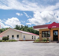 Econo Lodge - Accommodation New York