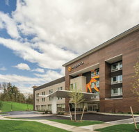 La Quinta Inn  Suites Clifton Park - Accommodation New York