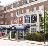 Capitol Plaza Hotel Tapestry by Hilton - Accommodation New York