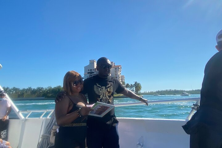 Miami Skyline 90 min Cruise of South Beach Millionaire Homes  Venetian Islands