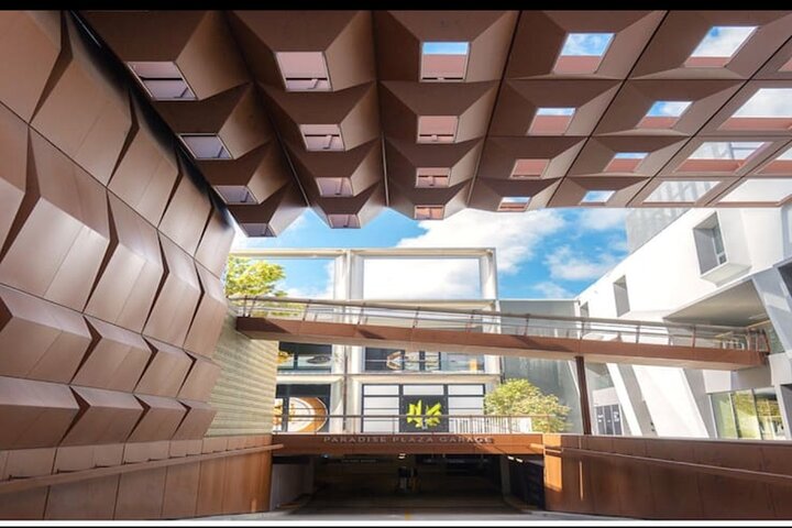 VIP Hidden World Of Miami Design District - thumb 5