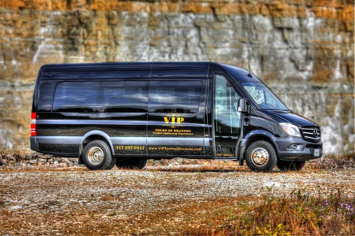 Branson VIP Wine Tasting And Dinner Tour - thumb 0