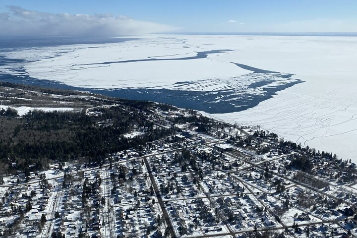 60-Mile Ultimate Helicopter Tour Over Duluth And Lake Superior's North Shore - thumb 4