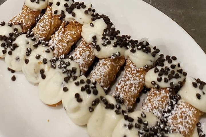 Cannoli Crawl New York City Walking And Food Tour - thumb 4