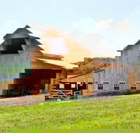 Amish Community Visitswimming Hiking  lite lunch Winetasting - Accommodation New York