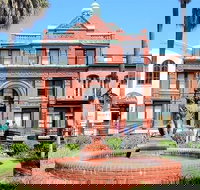 Historic Savannah Guided Walking Tour - Accommodation New York