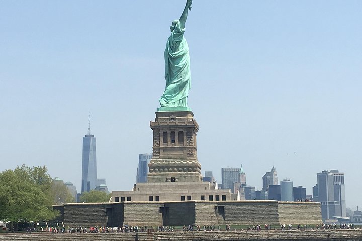 NOW OPENED: Statue Of Liberty And Ellis Island Cruise 60-Minute - thumb 2