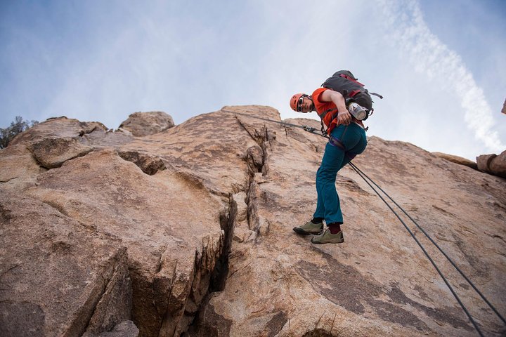 Rappelling Adventure In Joshua Tree National Park (4 Hours) - thumb 4