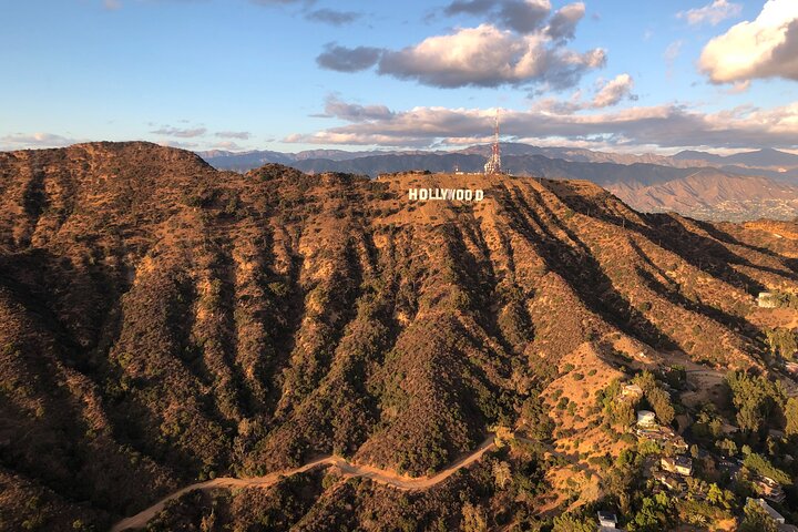 LA Helicopter Tour With Malibu Landing - thumb 1
